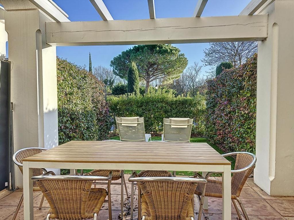 Le Clos De Saint Aygulf Exteriér fotografie